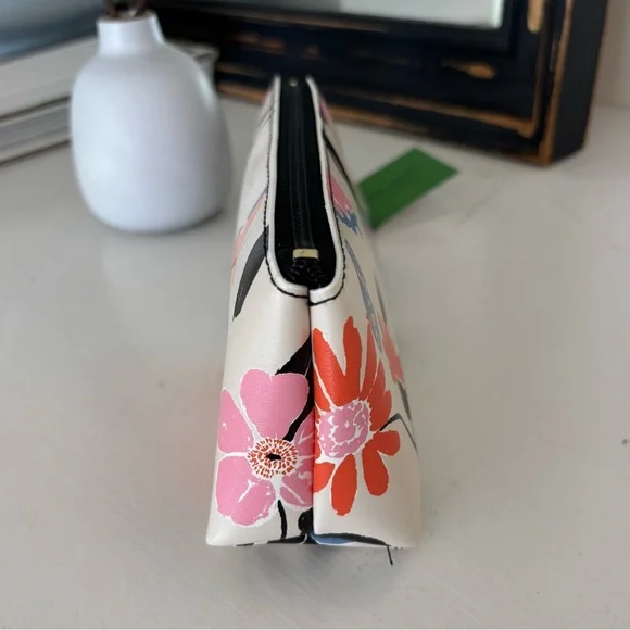 KATE SPADE Garden Floral Pencil Case with Spade Office Supplies - Picture 10 of 13
